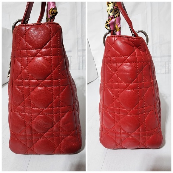 Authentic CHRISTIAN DIOR Lambskin Cannage Medium Lady Dior Red - Picture 7 of 15